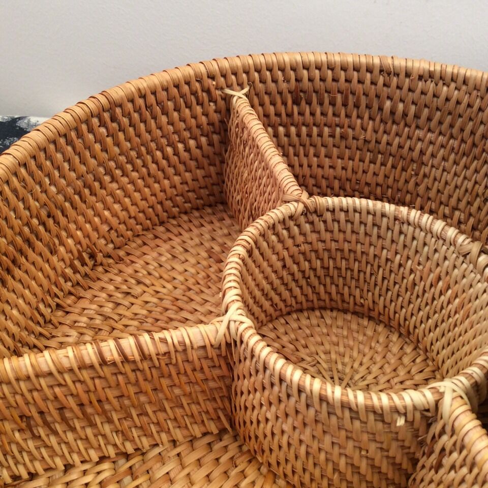 Handwoven Rattan Fruit & Storage Basket – Natural Autumn Style