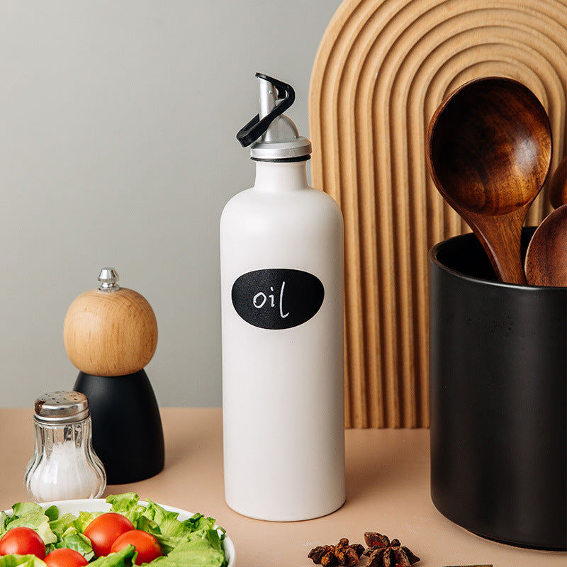 Ceramic Oil Pot with Funnel & Brush – 650ml Sealed Dispenser
